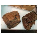 2 vintage baseball gloves catchers mitt