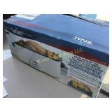 Rival Nesco Roaster in box with insert for divided