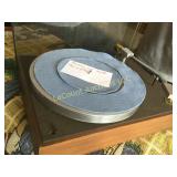 Turn table record player w dust cover