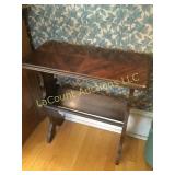small side table magazine book rack