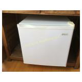 mini refrigerator good working condition