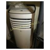 Room air conditioner with remote