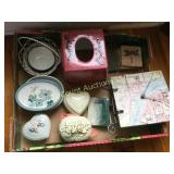 assorted decorative clock coasters tissue cover