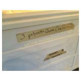 3 queen comforters good condition in tote w lid