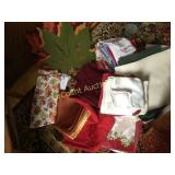 many placemats some napkins dining linens