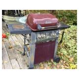Brinkman gas grill with gas tank