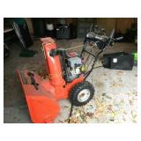 Ariens snow blower Deluxe 28" 12.5hp w manual & ke