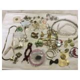 assorted vintage costume jewelry necklaces