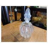 glass / crystal decanter, 8"