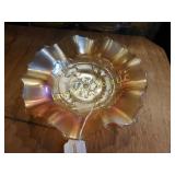 Carnival glass bowl, 7"