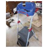 Cosco folding 2 step stool