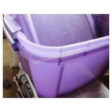 2 tubs, 40 qt, locking