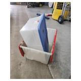 Rubbermaid Storage Totes