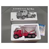 1:34 Scale Die-Cast 1953 Kenworth Bull-Nose Tow Tr