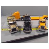 New Ray Die-Cast Kenworth and Peterbilt Truck Mode