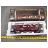 RailKing Rugged Rails Santa Fe 3-Bay Covered Hoppe