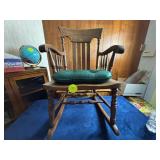 Wooden Rocking Chair with Spindle Back and Decorat