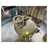 Manual Tire Changer with Integrated Bubble Balance