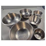 Six Stainless Steel Mixing Bowls in Graduated Size