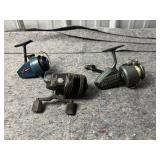 3 Fishing Reels: Pflueger 641, Abumatic 170C, Garc