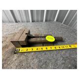 Metal Machinist Vise with Adjustable Jaw and Screw