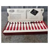Lee Powder Measure Kit with 15 Measuring Scoops an