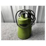 Drummond 1/6 HP Submersible Utility Pump