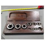 Thread Cutting Dies in Wooden Case by Hartford Too