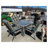 green outdoor chairs (4)