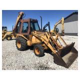 Case 580 Super E Extenda-hoe backhoe loader,