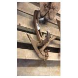 Pipe grapple.