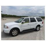 2003 Lincoln Navigator IST