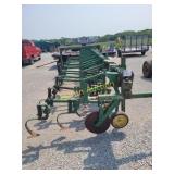 JD RM 830 Cultivator