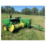 John Deere Bailer