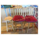 3 barstools