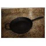 Cast Iron Lagostina Pan 10.5D Cast Iron Lagostina Pan 10.5D