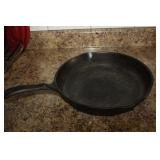 Cast Iron Pan 12D Cast Iron Pan 12D