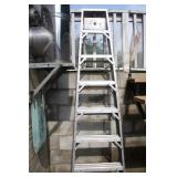 8 FT Aluminium Step Ladder 8 FT Aluminium Step Ladder