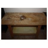Worktable 44 x 20 x 24H Worktable 44 x 20 x 24H