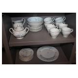 Johnson Bros, Incomplete Dishes & Cups & Saucers Johnson Bros, Incomplete Dishes & Cups & Saucers