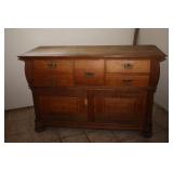 Early 1900`s Oak Victorian Sideboard 60 x 24 x 38 Early 1900`s Oak Victorian Sideboard 60 x 24 x 38