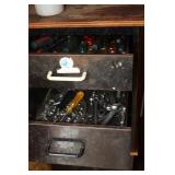 Metal Cabinet & Contents Metal Cabinet & Contents