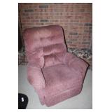 Older Recliner, Works Well Older Recliner, Works Well