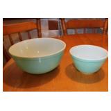 2 X Pyrex Bowls #19 & 45 2 X Pyrex Bowls #19 & 45