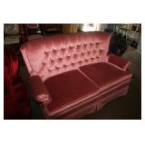 Pink Love Seat excellent condition dog not include