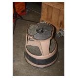 Mechanics Stool on Wheels Mechanics Stool on Wheels