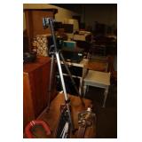 Adjustable Height Tripod Adjustable Height Tripod
