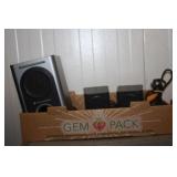 3 Small Speakers 3 Small Speakers