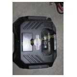 Portable AC/DC Motomaster Air Compressor