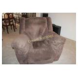 Swivel/Rocker Recliner, Match lot 10